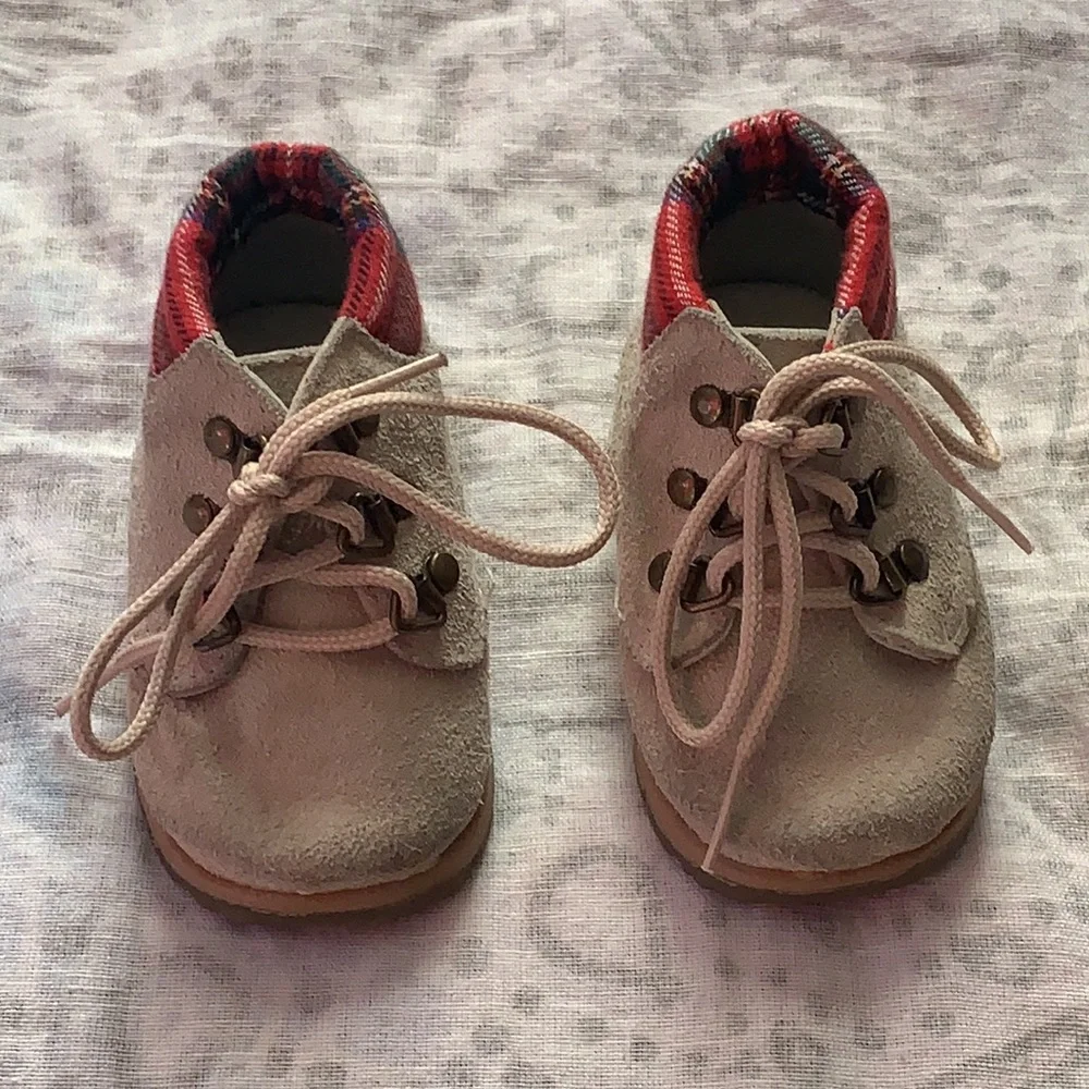 Gold Bug Tan Red Plaid Baby Shoes Sz 2